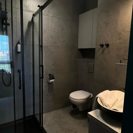 Lts Rent Luxury & Comfortable Premium